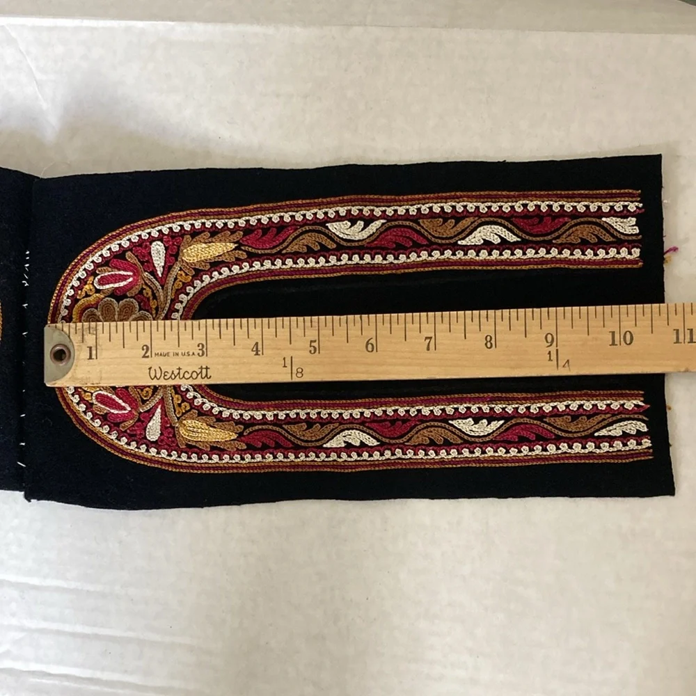 Vintage pair of hand embroidered pieces, for slippers (?)